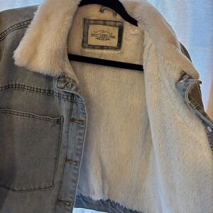 Ashley Vintage Charm Denim Jean Jacket-Sherpa Fleece Lined Blue Juniors Size M